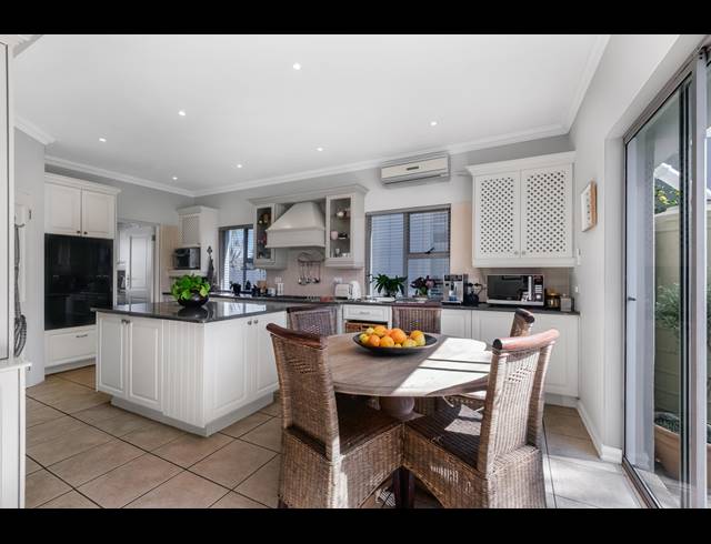 5 BEDROOM HOUSE FOR SALE IN DAINFERN GOLF ESTATE